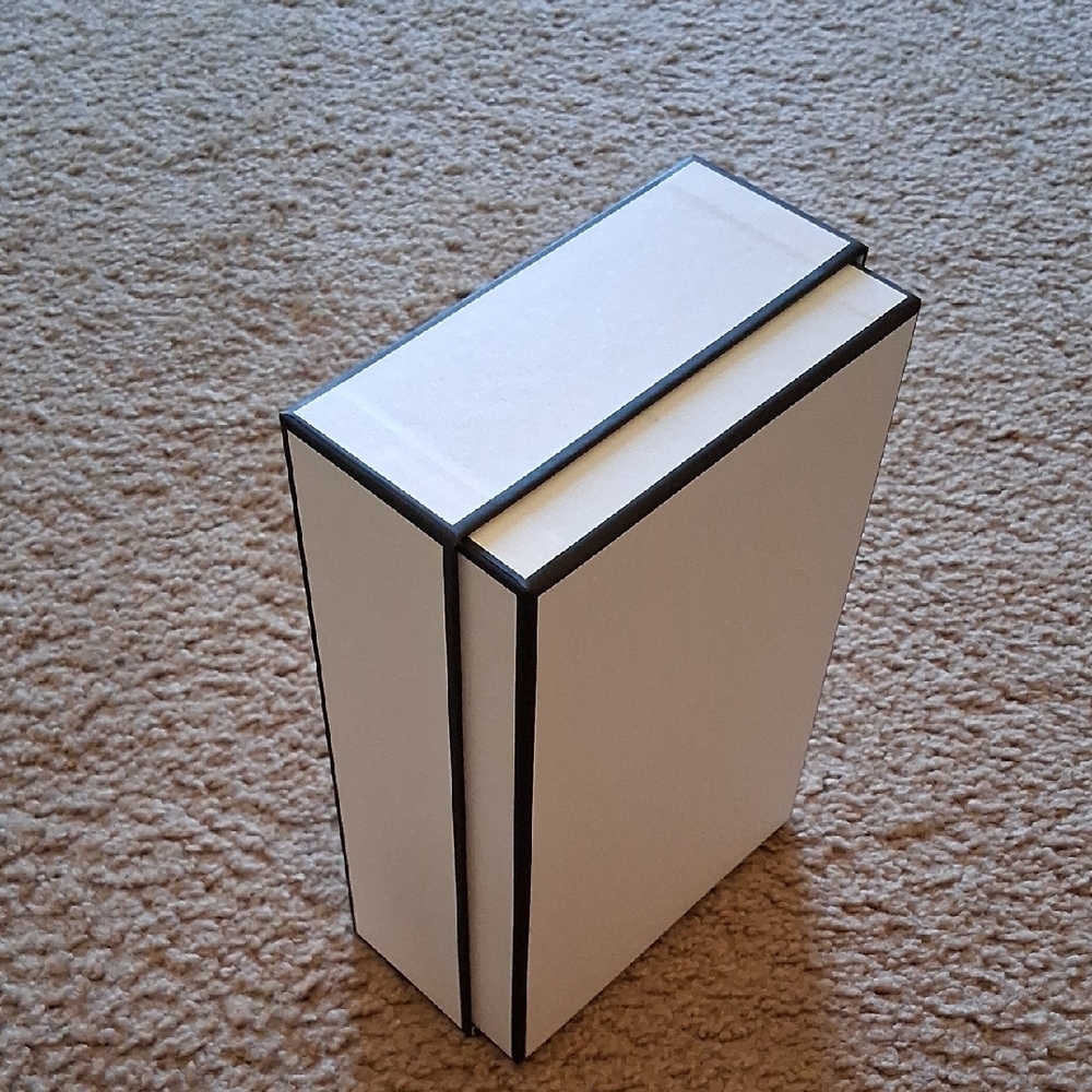 Authentic CHANEL White Box with Black Logo And Chanel Logo Pouch - Picture 5 of 11